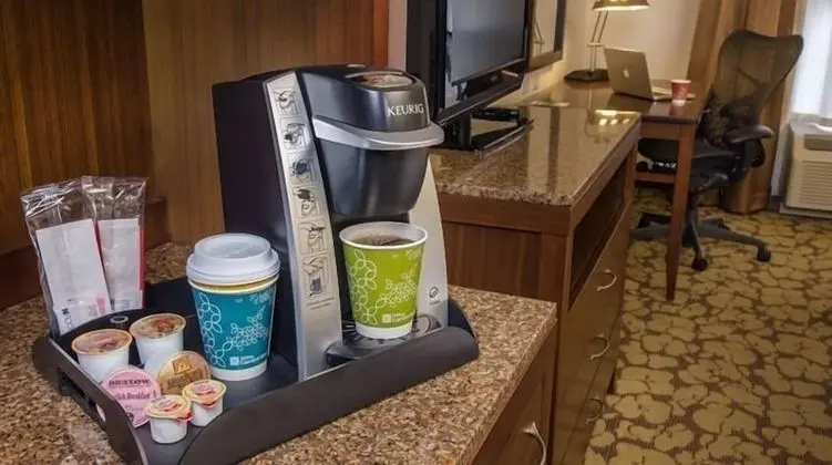 Oda, 1 En Büyük (King) Boy Yatak, Engellilere Uygun, Sigara İçilmez (Hearing Impaired)