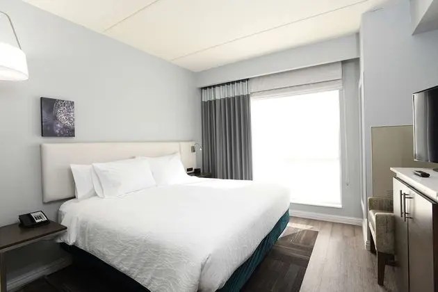 Oda, 2 Büyük (Queen) Boy Yatak, Sigara İçilmez (Drinks & Snacks)