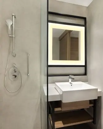 Oda, 1 En Büyük (King) Boy Yatak