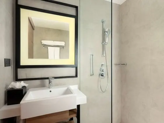 Oda, 1 En Büyük (King) Boy Yatak