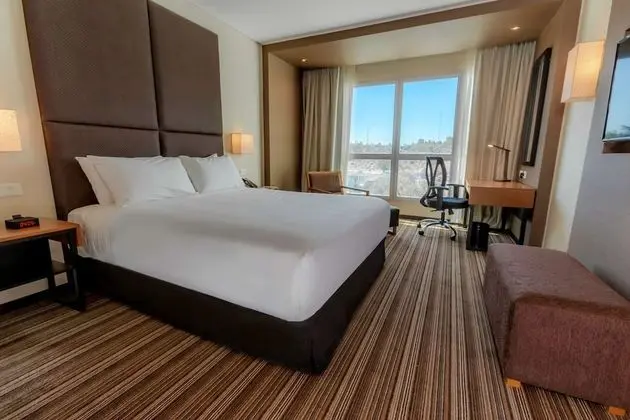 Oda, 1 Büyük (Queen) Boy Yatak, Engellilere Uygun, Şehir Manzaralı (Roll-In Shower)