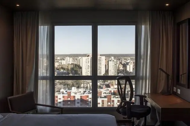 Oda, 2 Tek Kişilik Yatak, Şehir Manzaralı