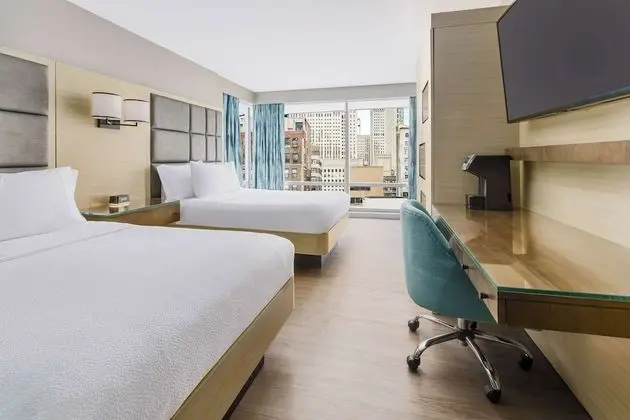 Oda, 2 Çift Kişilik Yatak, Balkon