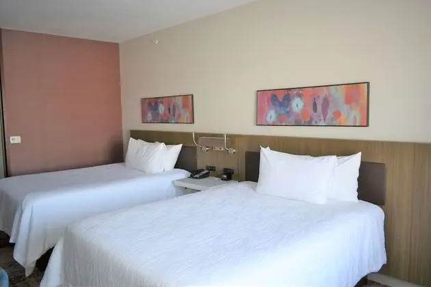 Oda, 2 Büyük (Queen) Boy Yatak (Handicap Accessible)