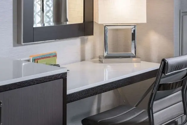 Oda, 2 Büyük (Queen) Boy Yatak, Engellilere Uygun, Küvet