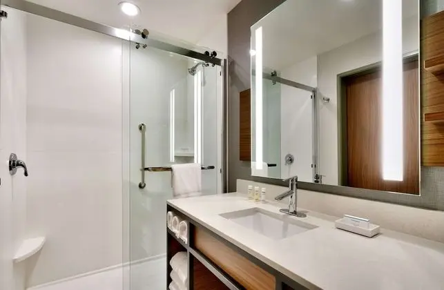 Oda, 1 En Büyük (King) Boy Yatak