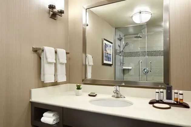 Oda, 2 Büyük (Queen) Boy Yatak, Sigara İçilmez (with Luxury Bathroom)