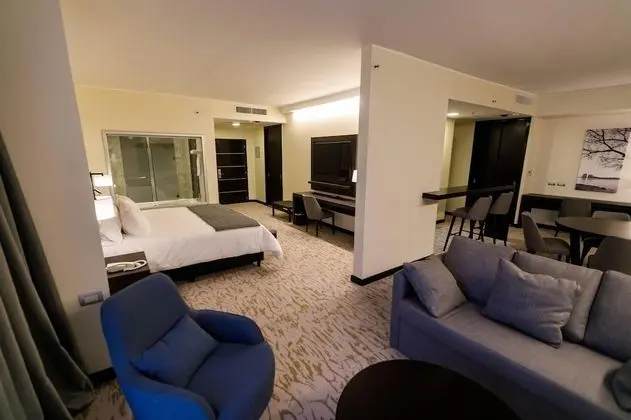 Junior Süit, 2 Çift Kişilik Yatak