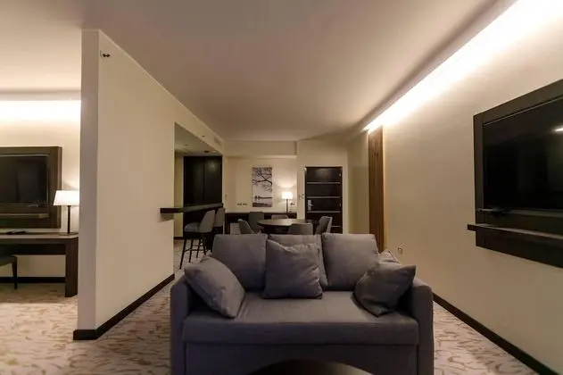 Junior Süit, 2 Çift Kişilik Yatak