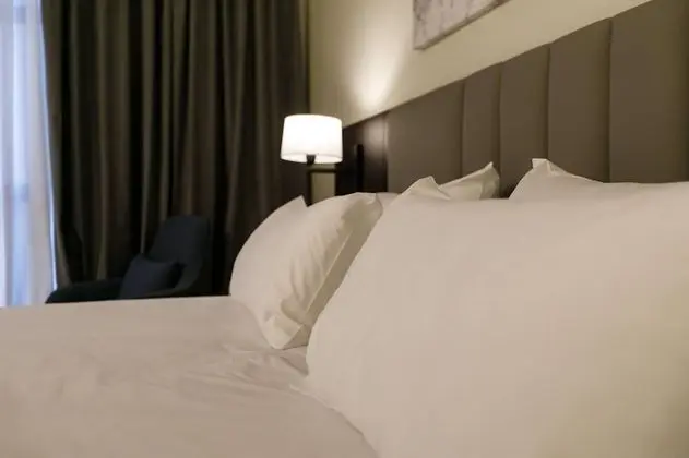 Oda, 1 En Büyük (King) Boy Yatak