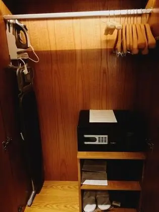 Oda, 1 En Büyük (King) Boy Yatak, Sigara İçilebilir (High Floor)