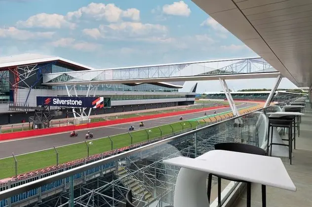 Oda, 1 En Büyük (King) Boy Yatak, Balkon, Manzaralı (Track)