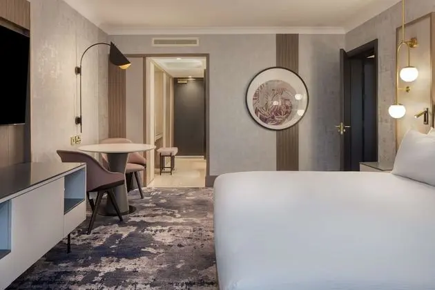 Executive 2 Bedroom Suite (2 rooms, 2 beds, occupancy 4)