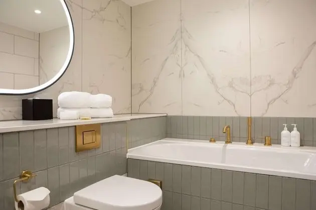 Executive 2 Bedroom Suite (2 rooms, 2 beds, occupancy 4)