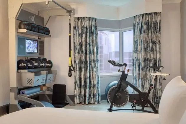 Five Feet to Fitness King Room (occupancy 2)