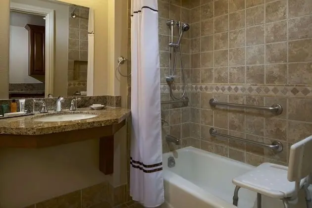 Süit, 1 Yatak Odası, Engellilere Uygun, Mutfak (Mobility & Hearing, Bathtub)