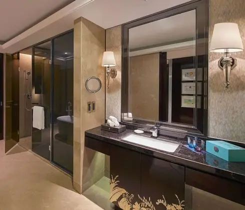 Deluxe Süit, 1 En Büyük (King) Boy Yatak (Lounge Access)