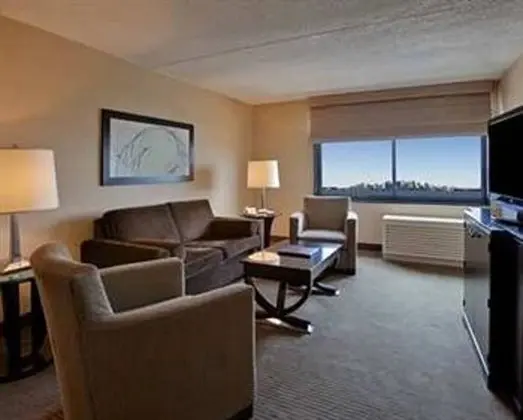 Oda, 1 En Büyük (King) Boy Yatak, Şehir Manzaralı (NYC Skyline)