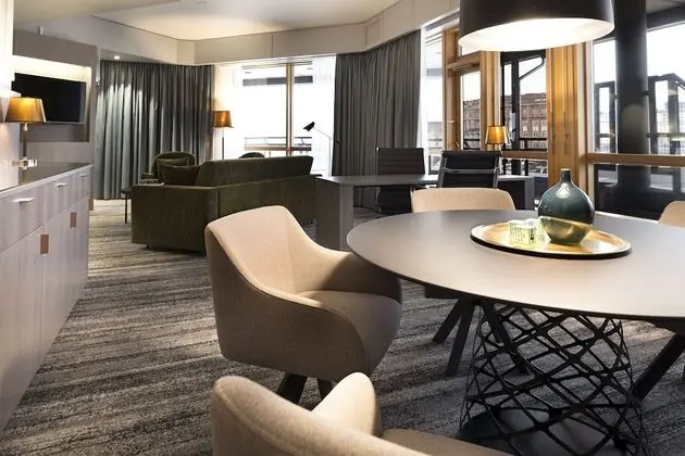 Süit, 1 En Büyük (King) Boy Yatak, Deniz Manzaralı