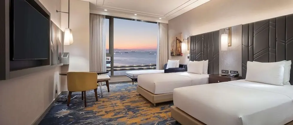 Grand Family Suite with Sea View