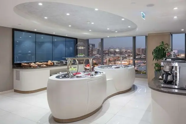 Grand Family Suite with Sea View