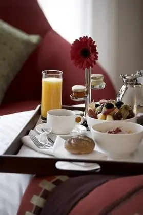 Executive Oda, 1 En Büyük (King) Boy Yatak, Business Dinlenme Salonu Kullanımı
