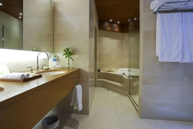 Deluxe Süit, 1 Çift Kişilik Yatak, Köşe