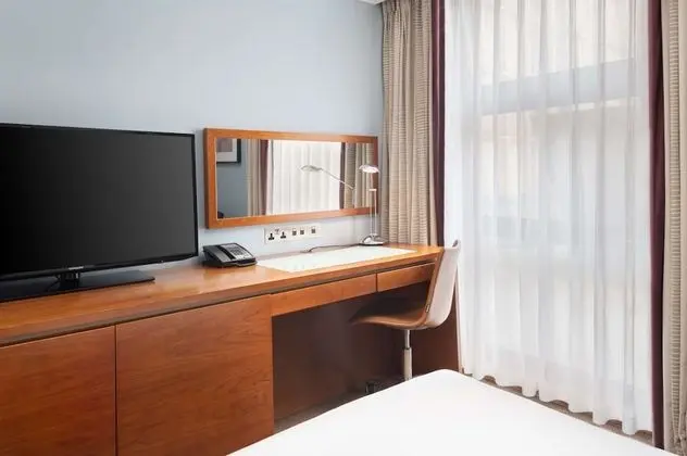 Deluxe İki Ayrı Yataklı Oda