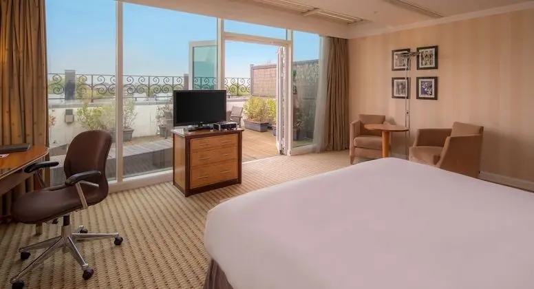 Terrace Suite, 1 King Bed, Terrace