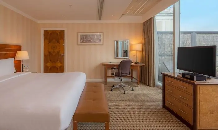 Terrace Suite, 1 King Bed, Terrace