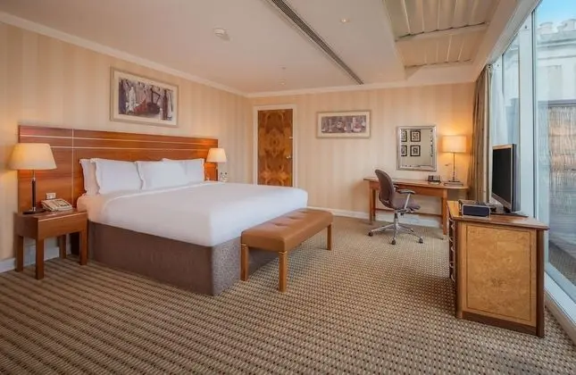 Terrace Suite, 1 King Bed, Terrace