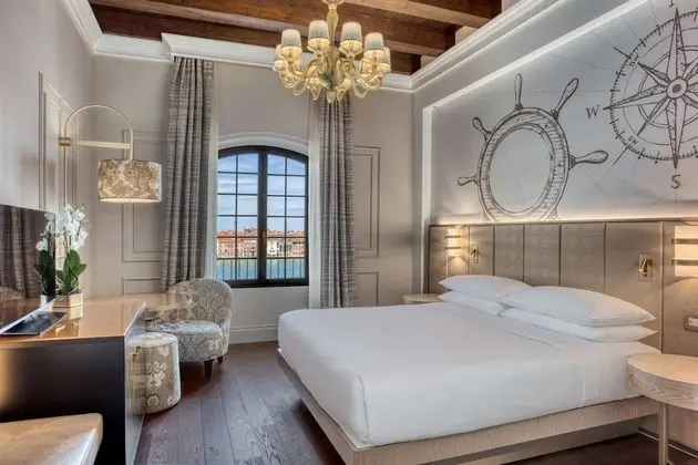 Executive Oda, 1 En Büyük (King) Boy Yatak (Molino, Venice View)