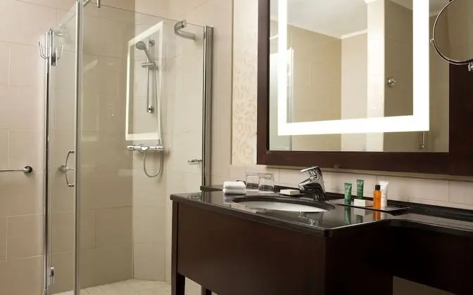 Deluxe Room, 1 King Bed