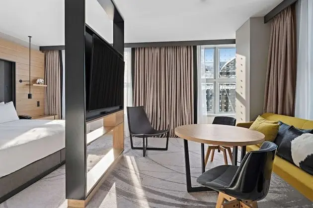 Junior Süit, 1 En Büyük (King) Boy Yatak