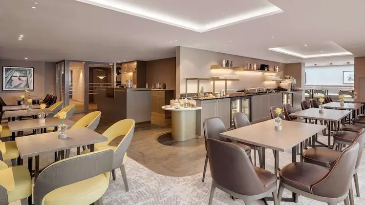 Süit, 1 En Büyük (King) Boy Yatak, Şehir Manzaralı