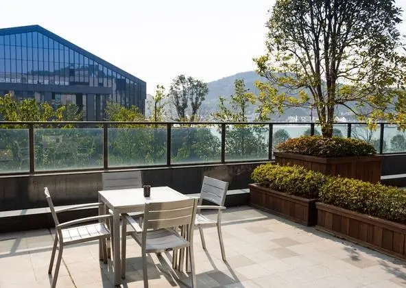 Executive Oda, 1 En Büyük (King) Boy Yatak, Teras (Lounge Access)