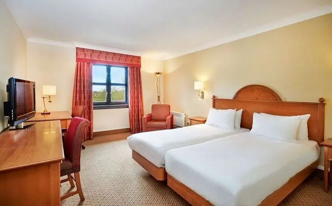 Twin Room, Golf View