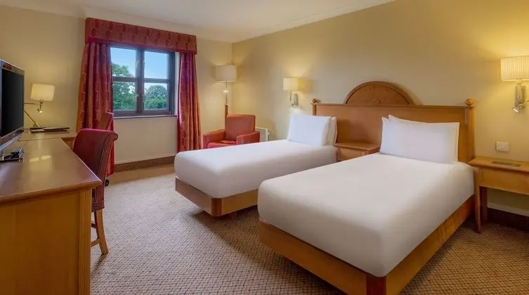 Twin Room, Golf View