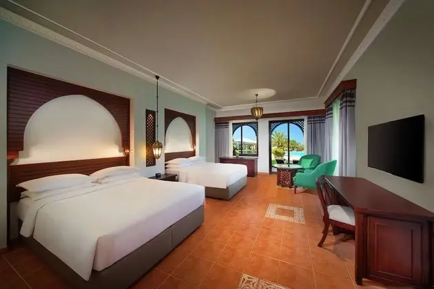 Family Villa, Havuz Manzaralı