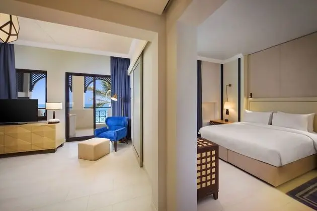 KING SEA VIEW VILLA