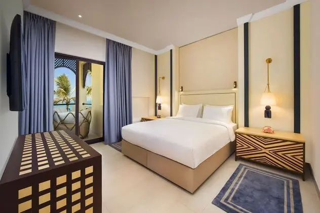 KING SEA VIEW VILLA
