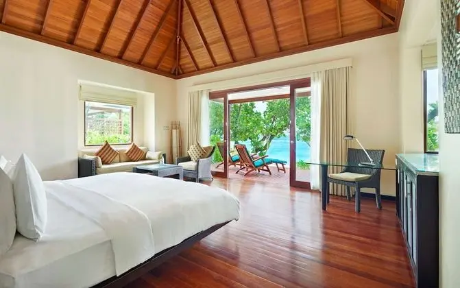 Deluxe Villa, 1 En Büyük (King) Boy Yatak, Kişiye Özel Havuzlu, Denize Sıfır