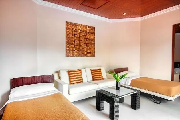 Family Villa (Pool)
