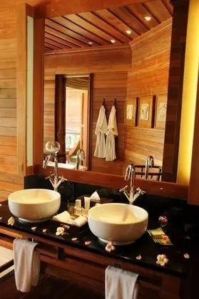 Villa, 1 King Bed, Deluxe Oceanfront