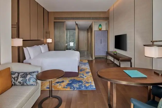 Basic Oda, 1 En Büyük (King) Boy Yatak