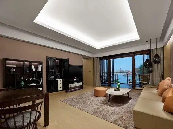 Deluxe Süit, 1 En Büyük (King) Boy Yatak, Göl Manzaralı