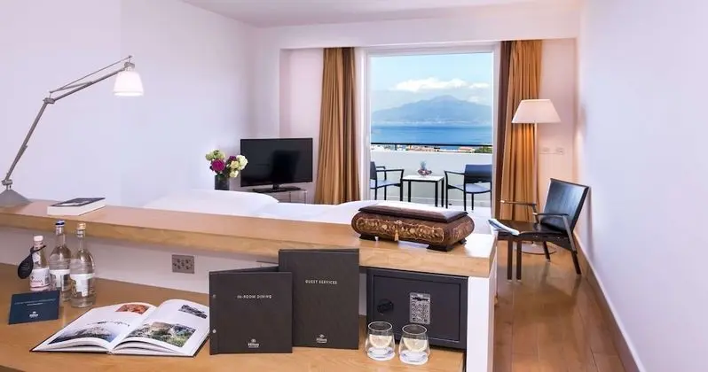 Executive Oda, 1 En Büyük (King) Boy Yatak, Deniz Manzaralı