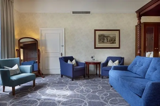 Junior Süit, 1 En Büyük (King) Boy Yatak