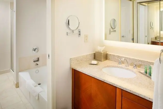 Executive Süit, Business Dinlenme Salonu Kullanımı (2 Double Beds with Sofa bed)