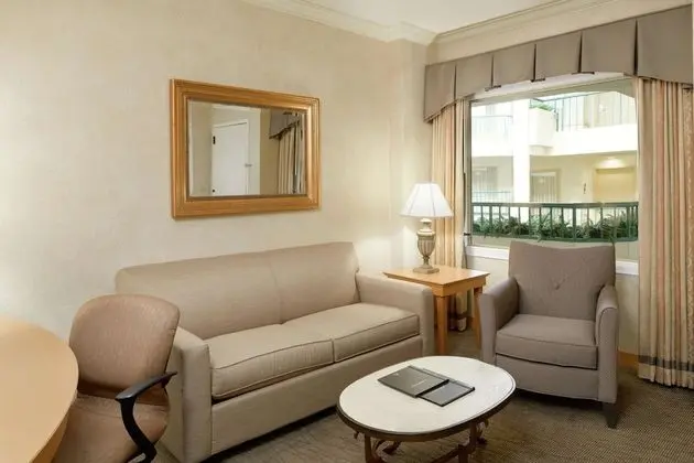 Lakeview Suite 2 Double Beds - Accessible